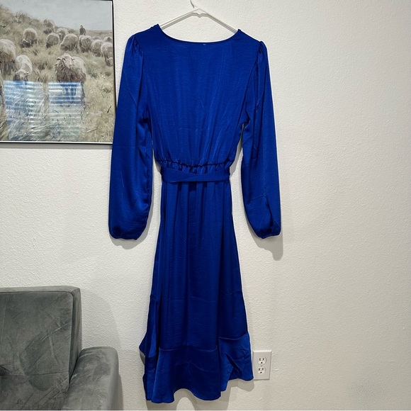 Lucky Brand Women’s Royal Blue V-Neck Long Sleeve Boho Silky Peasant Dress - Picture 9 of 10